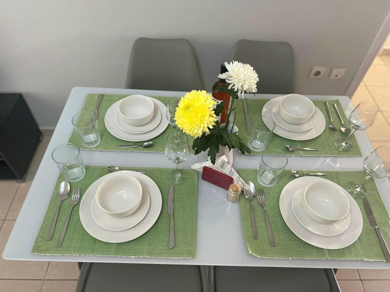 Hbf Apartments Митикас Экстерьер фото